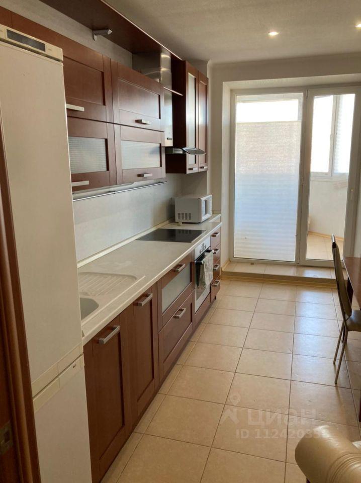 Квартира на сумской харьков. Съём квартиры. Квартиры на сутки питер. Отель на некрасова 37 спб. Суточный квартира 1 комнатная рядом метро славянский бульвар.